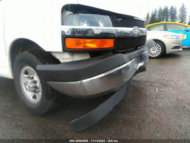 Chevrolet EXPRESS CARGO VAN 2017 1GCWGBFF3H1330234 Image 6