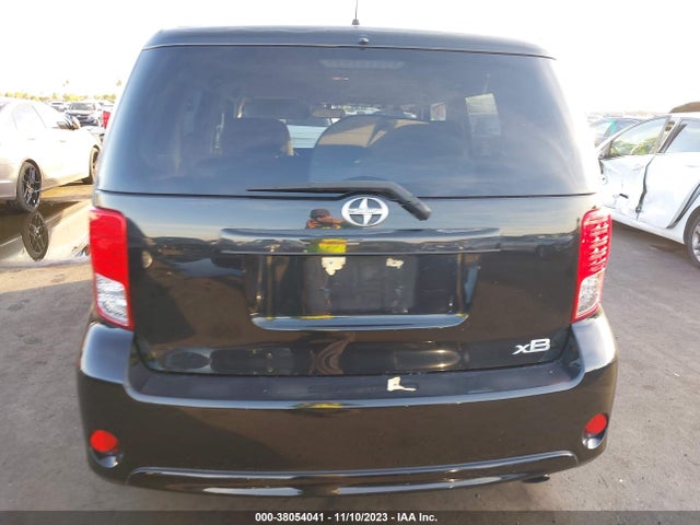 2013 SCION XB VIN: JTLZE4FE8DJ036364