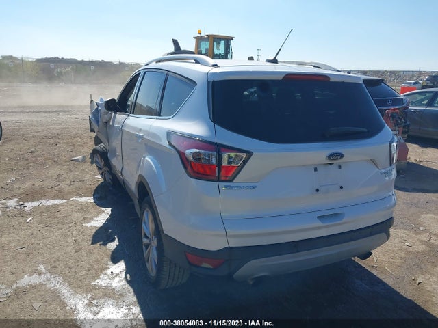 2017 FORD ESCAPE TITANIUM VIN: 1FMCU0JD5HUB15213