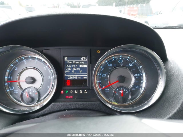 2014 CHRYSLER TOWN & COUNTRY TOURING VIN: 2C4RC1BG3ER295705