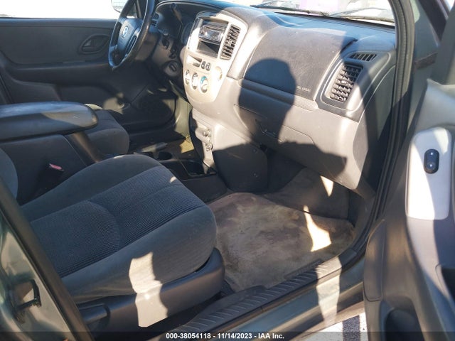 2004 MAZDA TRIBUTE LX V6 VIN: 4F2CZ94134KM23725
