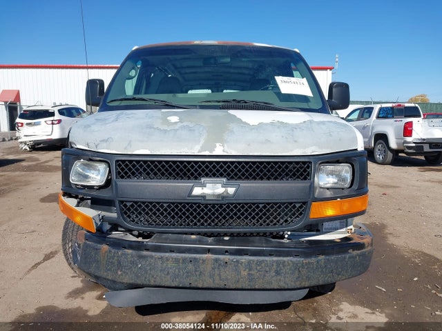 2005 CHEVROLET EXPRESS VIN: 1GCGG25UX51223262