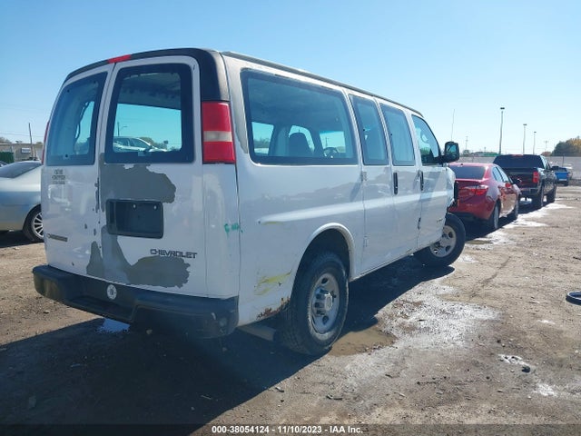 2005 CHEVROLET EXPRESS VIN: 1GCGG25UX51223262