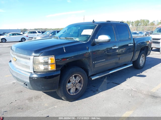 2008 CHEVROLET SILVERADO 1500 LT1 VIN: 2GCEC13J881125223