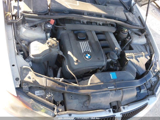 2008 BMW 328XI VIN: WBAVC93568K037673