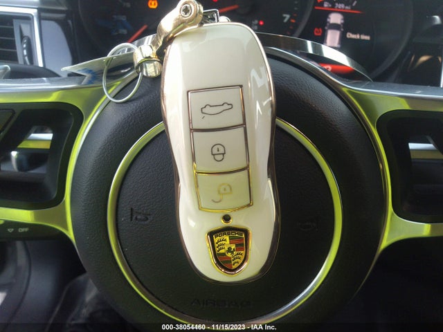 2017 PORSCHE MACAN WP1AA2A54HLB08816 Photo 10
