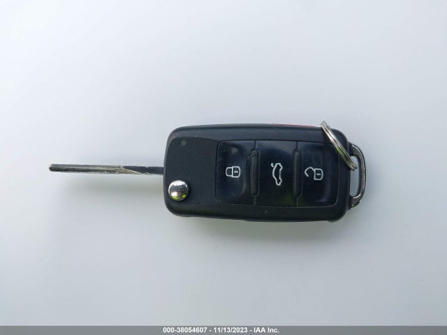 2013 VOLKSWAGEN JETTA GLI VIN: 3VW5A7AJ8DM231604
