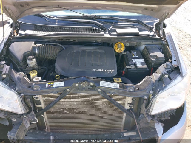 2C4RC1CG8ER164283 Chrysler Town & Country Touring-l