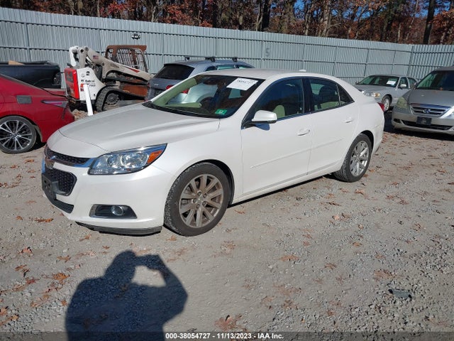 Chevrolet MALIBU 2LT 2015 1G11D5SLXFF354877 Image 2