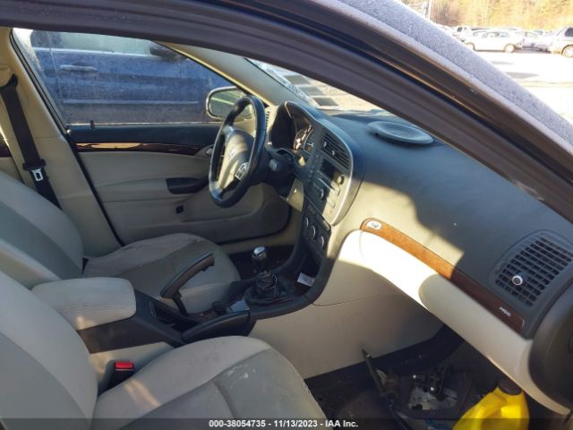 2010 SAAB 9-3 YS3FA4MYXA1608563 Photo 4