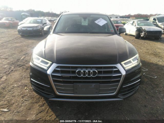 WA1BNAFY3J2010454 Audi Q5 2.0t Tech Premium/2.0t Premium