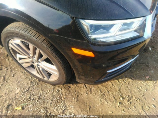 WA1BNAFY3J2010454 Audi Q5 2.0t Tech Premium/2.0t Premium