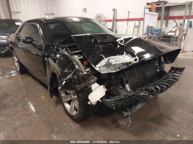 2C3CDZAG1GH352841 Dodge Challenger Sxt