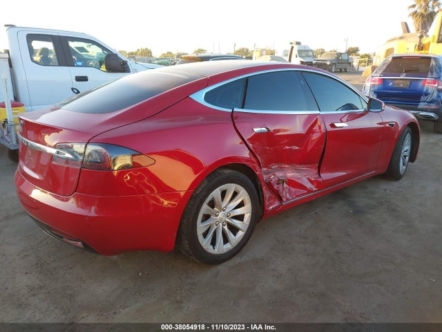 5YJSA1E11HF207068 Tesla Model S 60/75