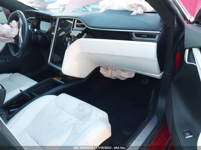 5YJSA1E11HF207068 Tesla Model S 60/75