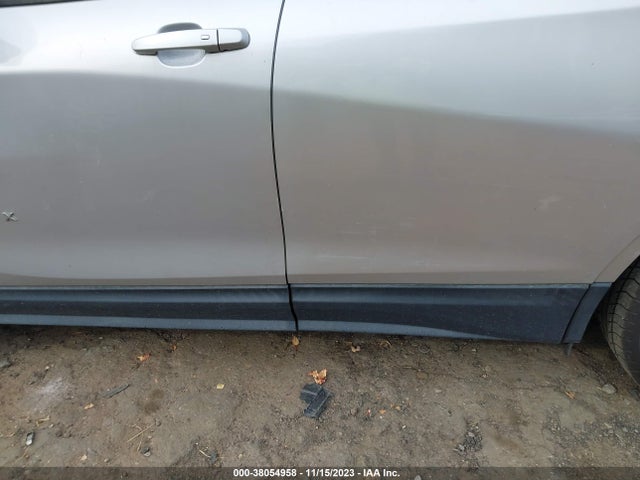 2018 CHEVROLET EQUINOX LS VIN: 3GNAXHEV0JS555356
