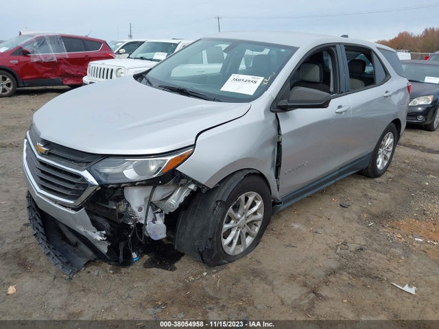 Chevrolet EQUINOX LS 2018 3GNAXHEV0JS555356 Image 2