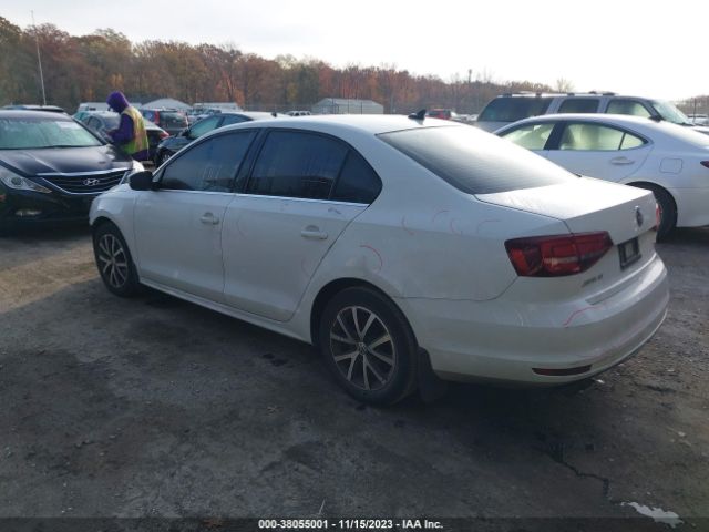 3VWDB7AJ1HM235556 Volkswagen Jetta 1.4t Se