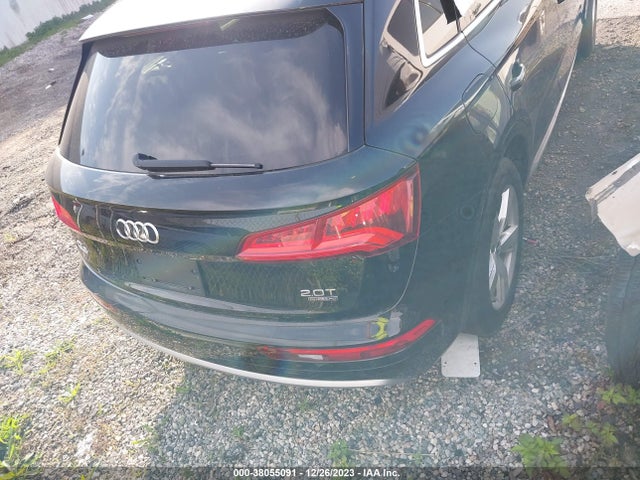 Audi Q5 2.0t Tech Premium 2018 WA1BNAFY4J2204894 Image 17