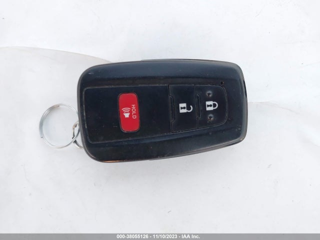 Toyota Prius Three Touring 2016 JTDKARFU7G3002213 Image 11