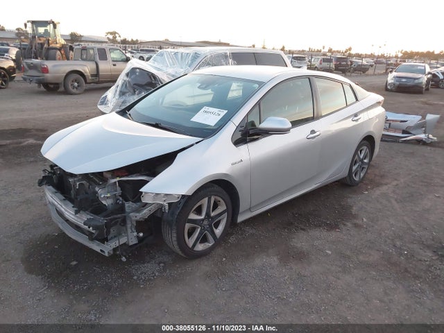 Toyota Prius Three Touring 2016 JTDKARFU7G3002213 Image 2