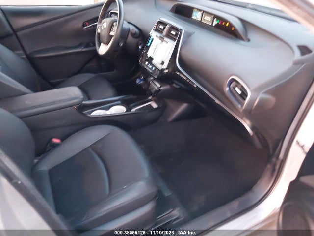 Toyota Prius Three Touring 2016 JTDKARFU7G3002213 Image 5