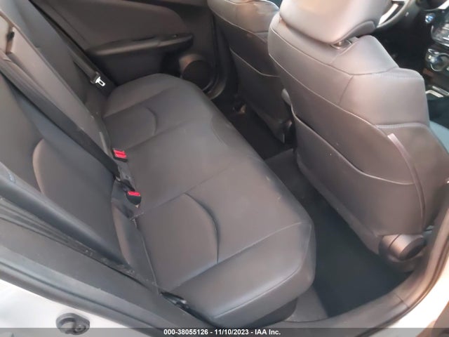 Toyota Prius Three Touring 2016 JTDKARFU7G3002213 Image 8