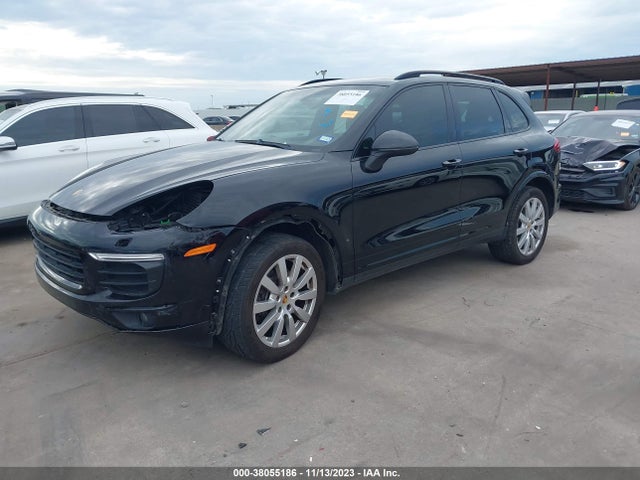2017 PORSCHE CAYENNE WP1AA2A28HKA89473 Photo 1