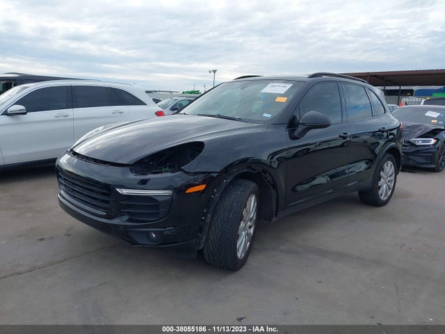 2017 PORSCHE CAYENNE WP1AA2A28HKA89473 Photo 5