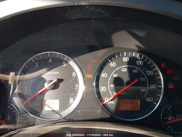 2005 INFINITI FX35 VIN: JNRAS08W45X203379