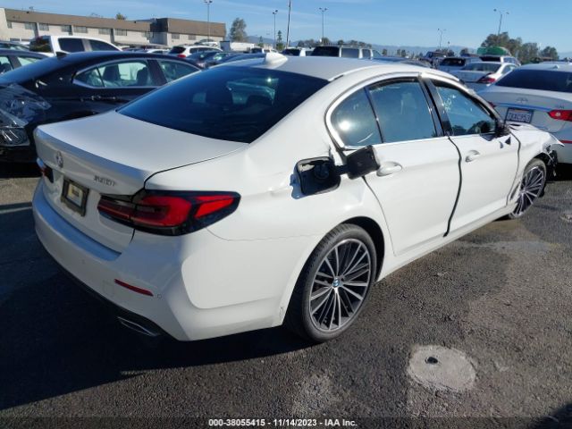 WBA53BH01MCF28678 BMW 5 Series 530i