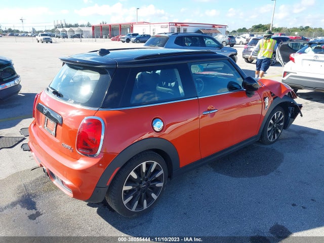 2021 MINI HARDTOP WMWXR5C04M2N78011 Photo 3