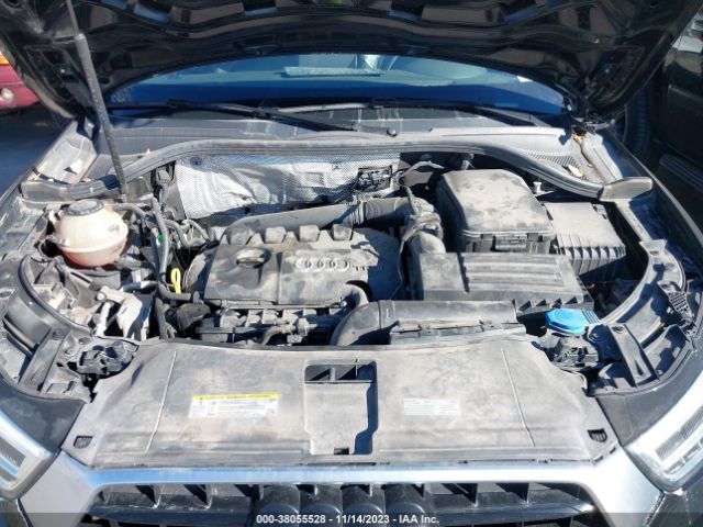 WA1JCCFS6JR023182 Audi Q3 2.0t Sport Premium/2.0t Premium