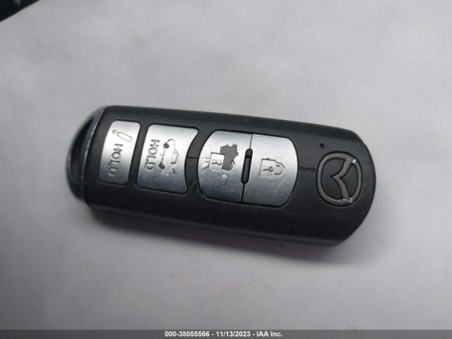 3MZBM1T7XGM249051 Mazda Mazda3 I Sport