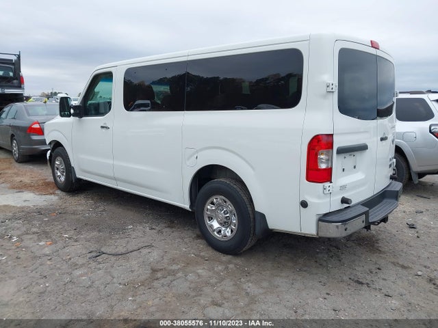 2015 NISSAN NV PASSENGER NV3500 HD SL V8 VIN: 5BZAF0AA1FN851309