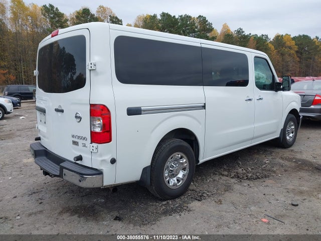 2015 NISSAN NV PASSENGER NV3500 HD SL V8 VIN: 5BZAF0AA1FN851309