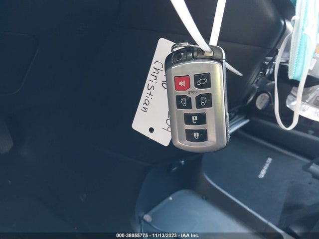 Toyota SIENNA SE 2015 5TDXK3DCXFS678453 Image 11