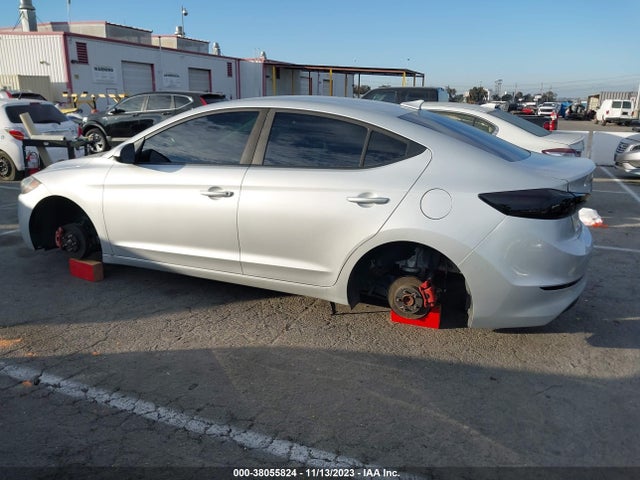 2018 HYUNDAI ELANTRA SEL VIN: 5NPD84LF2JH342457