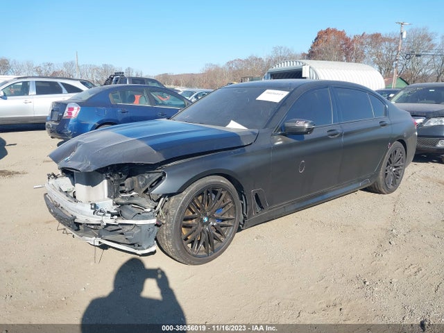 WBA7F0C34HGM22257 BMW 750i