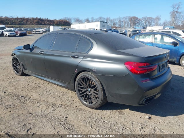WBA7F0C34HGM22257 BMW 750i
