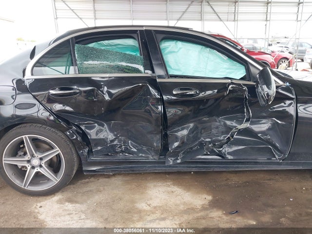 2016 MERCEDES-BENZ C 300 SPORT 4MATIC/LUXURY 4MATIC/4MATIC VIN: 55SWF4KB3GU111991