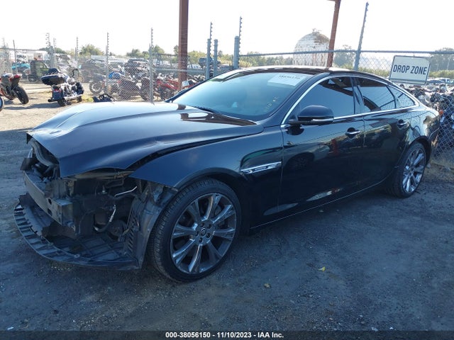 2013 JAGUAR XJ SAJWA1GEXDMV40373 Photo 1