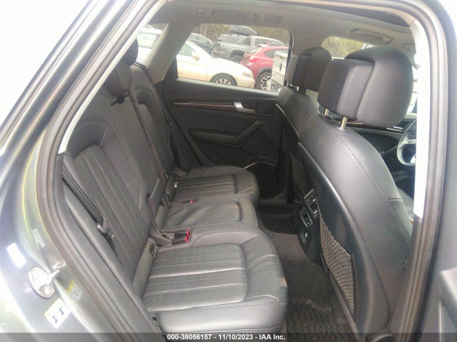 Audi Q5 2.0t Premium 2018 WA1BNAFY9J2016873 Image 8
