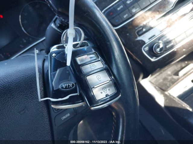 KNALN4D76E5144897 KIA Cadenza Premium