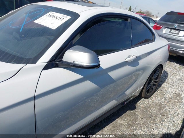 BMW M240i 2019 WBA2J5C54K7D30390 Image 14