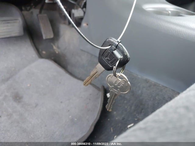 2001 HONDA CIVIC LX VIN: 2HGES16511H515516