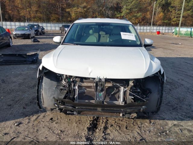 2018 VOLKSWAGEN TIGUAN 3VV3B7AX6JM159259 Photo 5