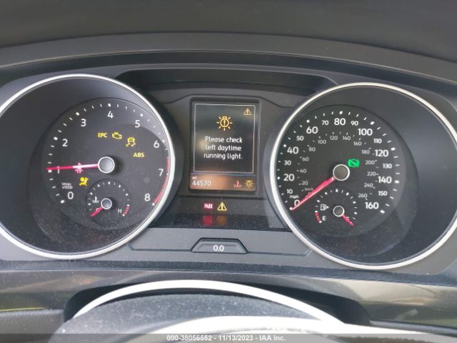 2018 VOLKSWAGEN TIGUAN 3VV3B7AX6JM159259 Photo 6