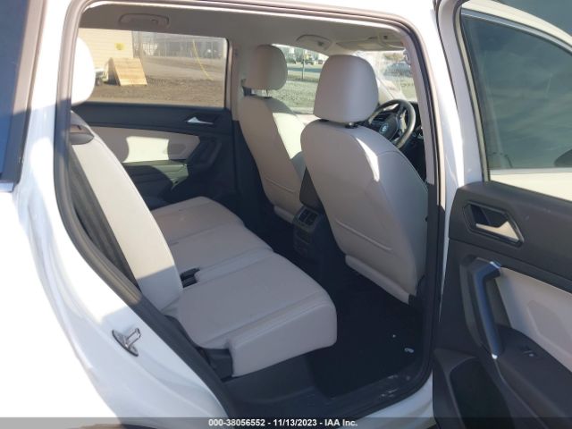 2018 VOLKSWAGEN TIGUAN 3VV3B7AX6JM159259 Photo 7