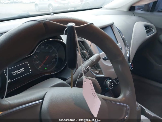 Chevrolet Cruze Ls Auto 2018 1G1BC5SMXJ7101643 Image 11